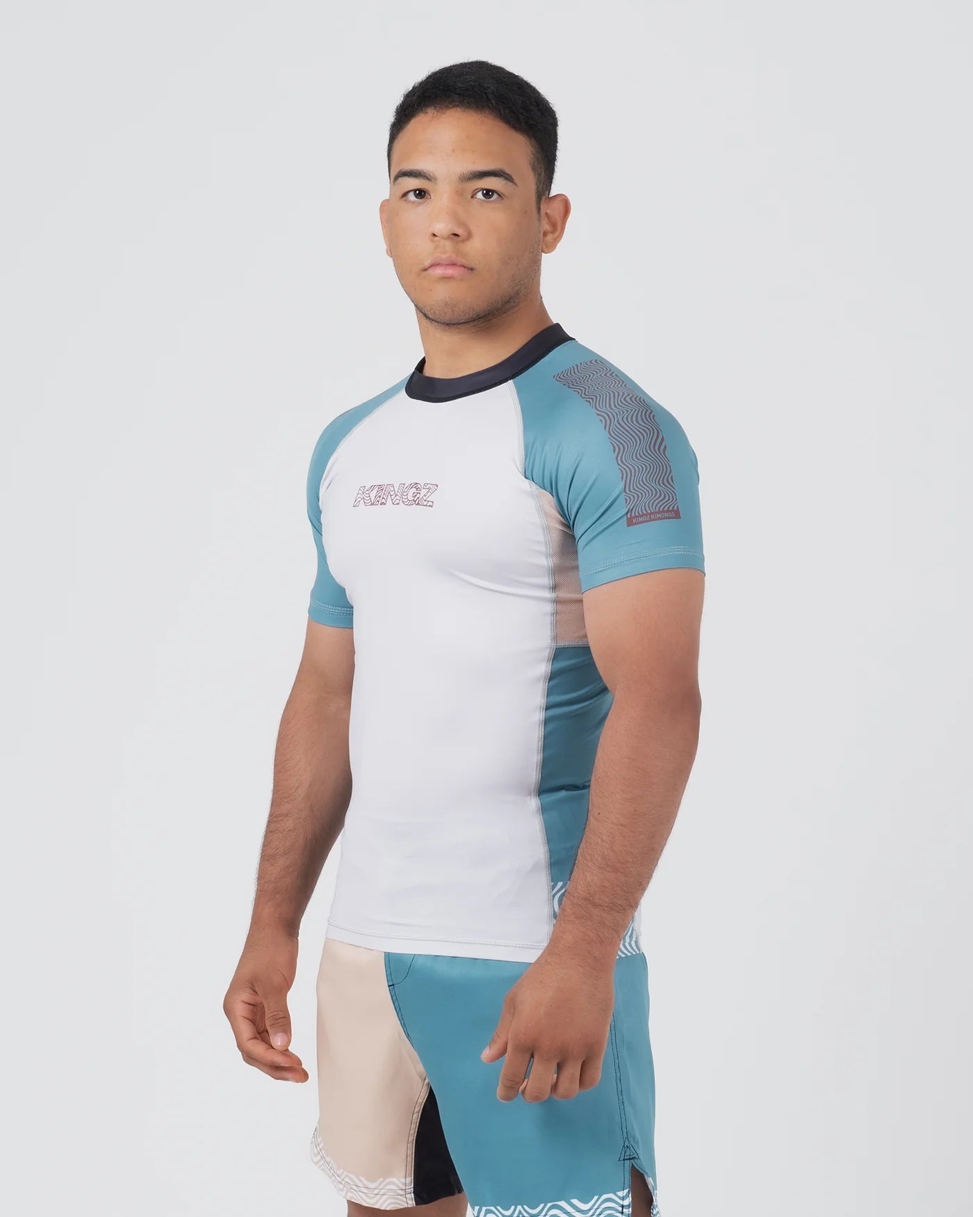 Camiseta de manga corta Kingz Kore V2 Rashguard
