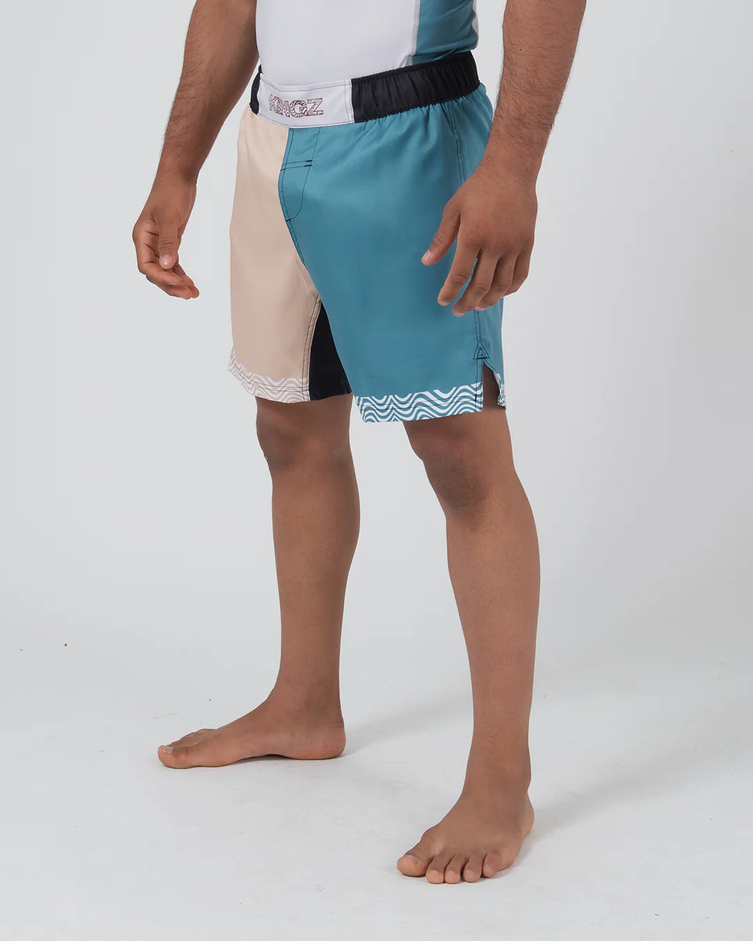 Pantalones cortos Kingz Kore V2